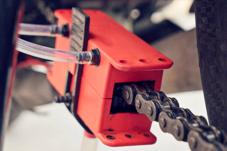 Motorrad Kette reinigen