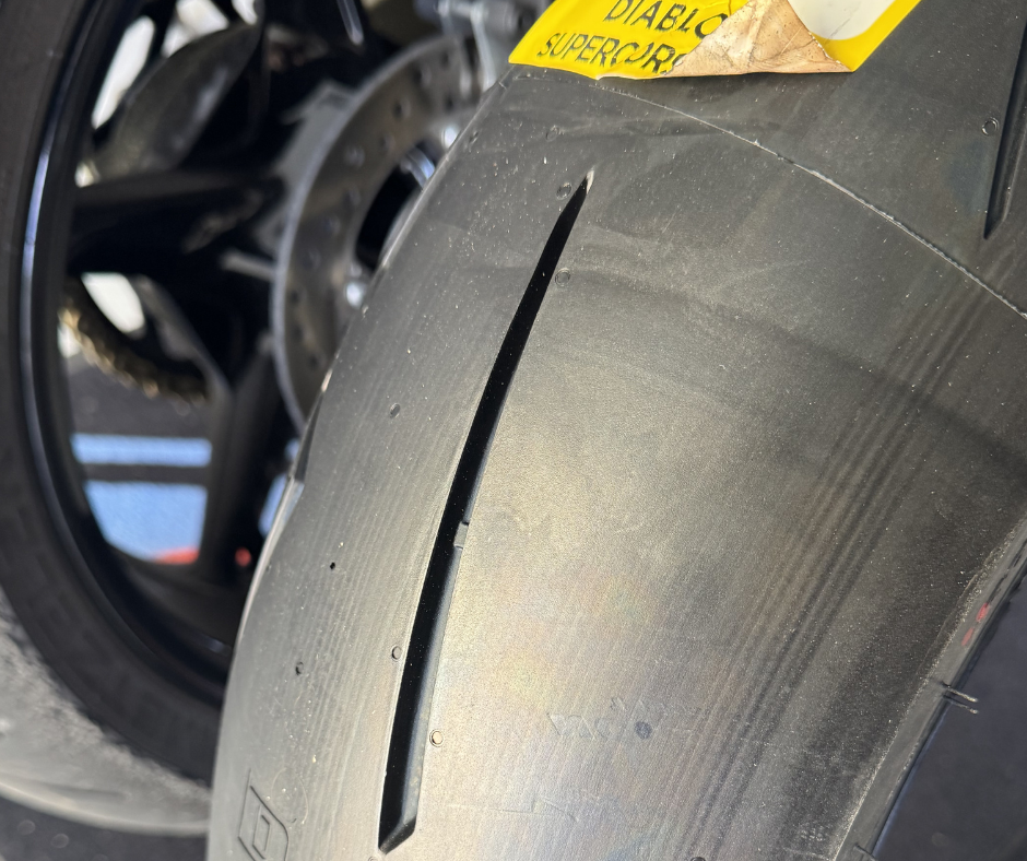 Pirelli Diablo Supercorsa V4